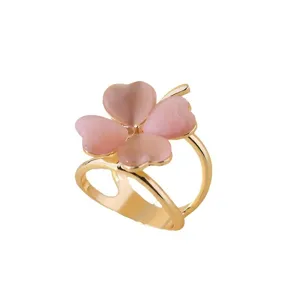 Pink heart four-leaf clover scarf ring, elegant gold metal shawl clip for daily use.