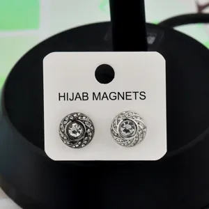 Rhinestone hijab magnets magnetic pins scarf brooch secure clips for women Muslim wear.