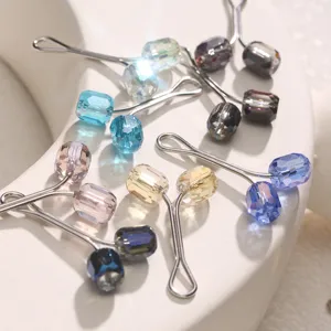 Bunte Kristall U-förmige Hijab Nadeln und Schal Clips für Damen Schultertuch Accessoires.