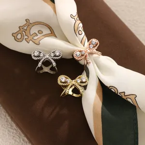 Mini boucle foulard strass noeud anneau soie élégante attache métal bijou mode accessoire