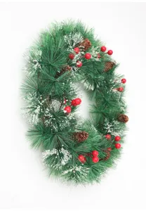 Corona de navidad artificial agujas de pino piñas y bayas rojas decoración festiva
