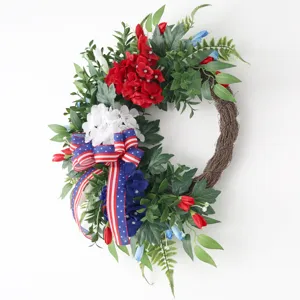 Amerikaanse Onafhankelijkheidsdag krans rood wit blauw bloemen sterren lint decor