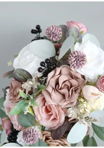 Bouquet de mariée artificiel roses en soie élégantes feuilles eucalyptus accessoires