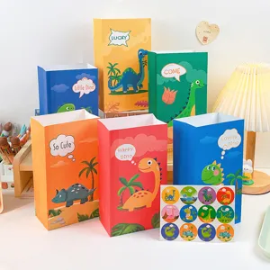 Sacchetti di carta per caramelle e regali con dinosauri di cartone animato per feste