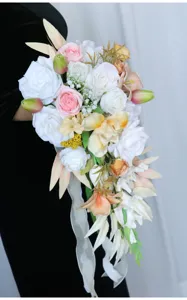 Kaskade Brautstrauß künstliche Blumen Hochzeit romantischer Handstrauß für Hochzeitsfeier