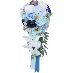 Kaskadierender Brautstrauß künstliche Hochzeitsblumen blau weiß Tropfenform Foto