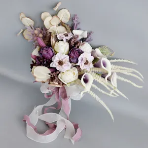 European vintage bridal bouquet for outdoor wedding photography and romantic floral decor