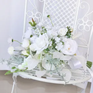 Weisse künstliche Hochzeit Braut Blumenstrauss Blumenarrangement für Heimdekoration Requisiten