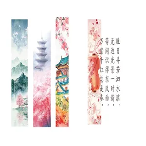 Dettaglio adesivo washi in stile asiatico tradizionale con paesaggio e poesia classica.
