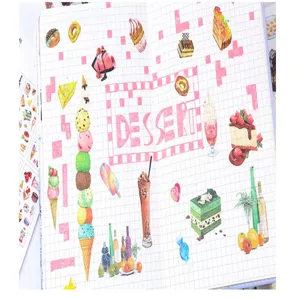 Vista dettagliata di simpatici adesivi washi in stile acquerello con dolci e torte per diari.