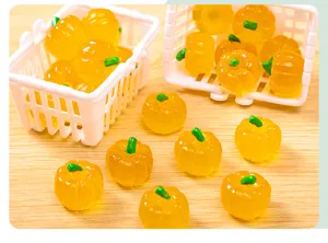 Mini hars pompoen beeldjes voor DIY ambachten, feeënlandkaart en bureaudecoratie.