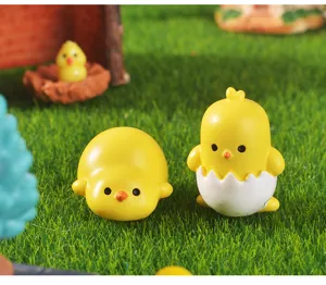 Cute resin mini chick figurines for DIY crafts, dollhouse and micro landscape decoration.