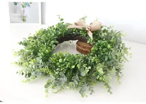 Ghirlanda artificiale di bosso verde con fiocco in juta per decorazione porta di casa