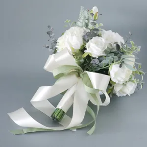 Künstlicher Brautstrauß weiße Rosen Seidenblumen für Hochzeitsfeier Fotografie Requisiten