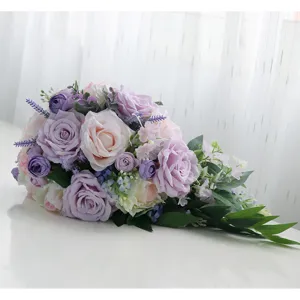 Bouquet a cascata da sposa per matrimoni artificiali Fiori a mano per fotografia