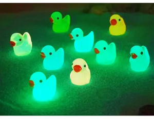 Petites figurines de canards lumineux pour micro paysage déco DIY, jolis mini jouets brillants.