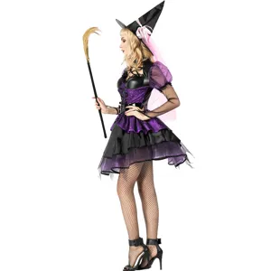 Ensemble de costume de sorcière d'Halloween pour femmes, robe violette noire et chapeau.