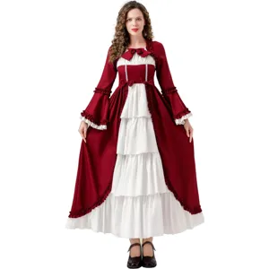 Détail de robe gothique médiévale avec volants rouge et blanc et nœud vintage élégant.