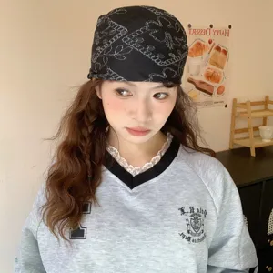 Retro stile giapponese bandana nera stampata fazzoletto versatile accessorio di moda