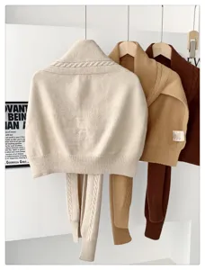 Korean style knitted shawl scarf detail, autumn winter warm capelet wrap for women.
