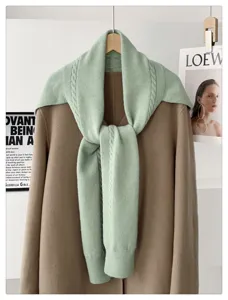 Green knit knitted scarf shawl wrap winter warm stylish fashion cozy accessory detail view