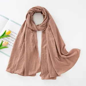 Sciarpa lunga stropicciata tinta unita scialle leggero traspirante copricapo donna