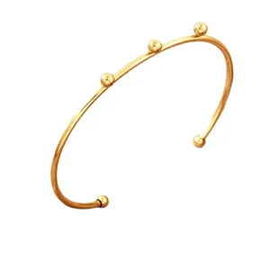 Minimalistisches goldenes Edelstahl offener Armreif Armband mit feinen Perlen Damen.