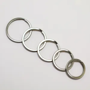 Anelli portachiavi piatti in acciaio inossidabile accessori fai da te ferramenta dettaglio.
