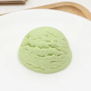 Simulatie groene ijsbol model 6.5cm nep matcha dessert fotografie prop detail aanzicht