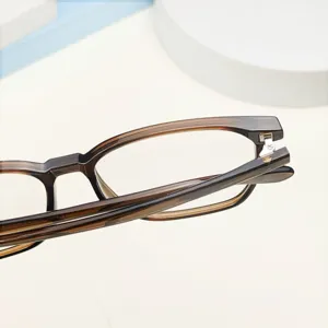Monture de lunettes optique carrée TR90 classique, verres anti-lumière bleue parfaits.
