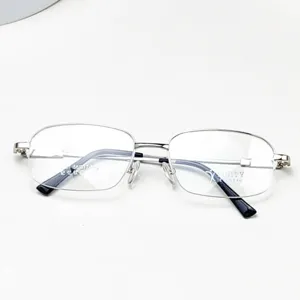 Montatura per occhiali in titanio a memoria leggera da uomo, ottica da vista.