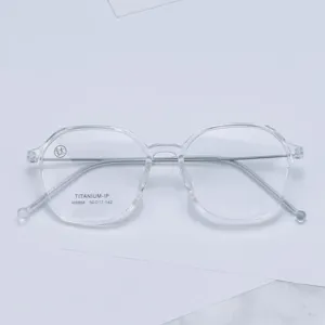 Montura de gafas óptica de titanio transparente multi-lateral de diseño moderno.