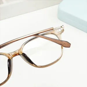 Lightweight TR vintage anti-blue light tortoise shell eyeglasses frame for daily wear.