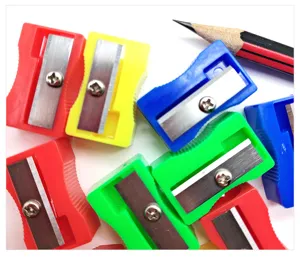Set de sacapuntas de plástico de colores, mini sacapuntas manual para estudiantes.