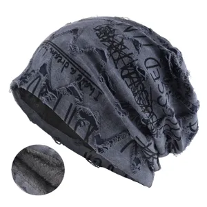 Thermal fleece lined slouchy beanie hat for men and women autumn winter outdoor casual cap.