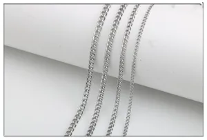 Edelstahl Ankerkette Detailansicht in verschiedenen Breiten, ideal für Schmuck DIY und Ketten.