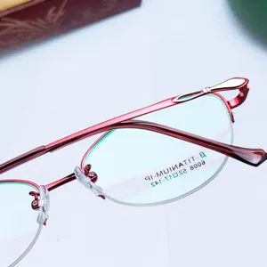 Damen Rote Memory Titan Halbrand Brille Designer Kleine Optische Brillenfassung