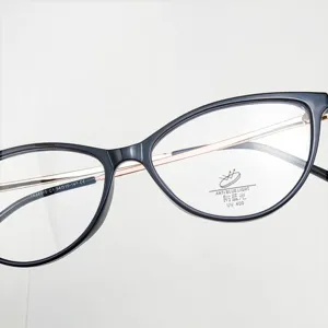 Stylish cat eye glasses frame with metal temples for women and men daily wear