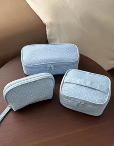 Set de bolsa de cosméticos de lunares lindos, gran organizador de maquillaje portátil para mujeres.