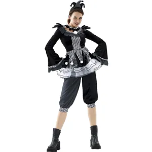 Inquadratura di dettaglio del costume cosplay da clown malvagio in bianco e nero, perfetto per Halloween.