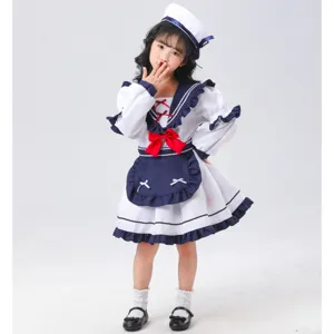 Jolie robe de costume de cosplay de marin anime pour enfants avec chapeau assorti et manches.