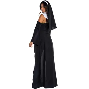Vue détaillée de la robe de costume de nonne noire, tissu doux, coiffe classique.