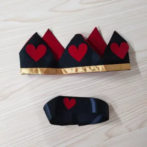Ensemble couronne et bandeau reine de coeur accessoire de costume pour fete et cosplay.