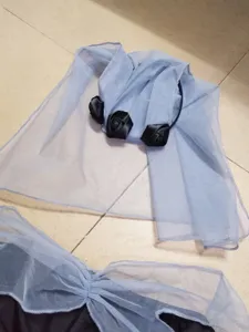 Accesorio de disfraz de novia fantasma de Halloween velo azul con diadema de rosas negras