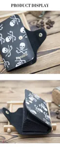 Tarjetero de acordeón multifuncional con diseño de calavera, elegante cartera de cuero sintético.