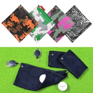 Golfhandtuch mit einziehbarem Clip und Golfball-Reinigungsdesign, Polyestergewebe Sportzubehör.