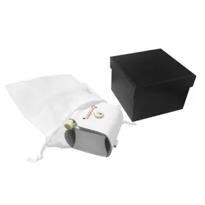 Premium leather golf ball pouch with wooden tee, white dust bag and gift box for golfers.