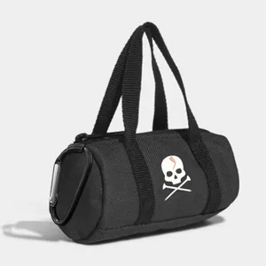 Mini borsone nero per palline da golf con moschettone e logo teschio per accessori sportivi.