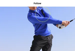 Golftraining Szene Detail, professionelles Herren Langarm Sportoberteil in Blau Farbe.