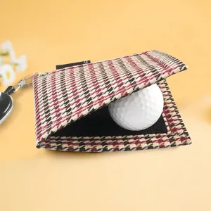Asciugamano per palline da golf pied de poule con clip, custodia in pile per pulizia golf.
